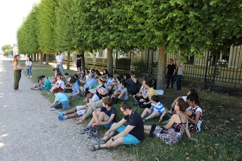 Coulisse de l'Opéra en plein air (dans le parc du château, Domaine national)