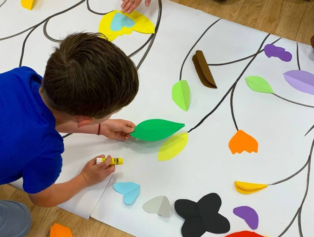 [MEDIATHEQUES] Fresque participative « Le champs de fleurs »